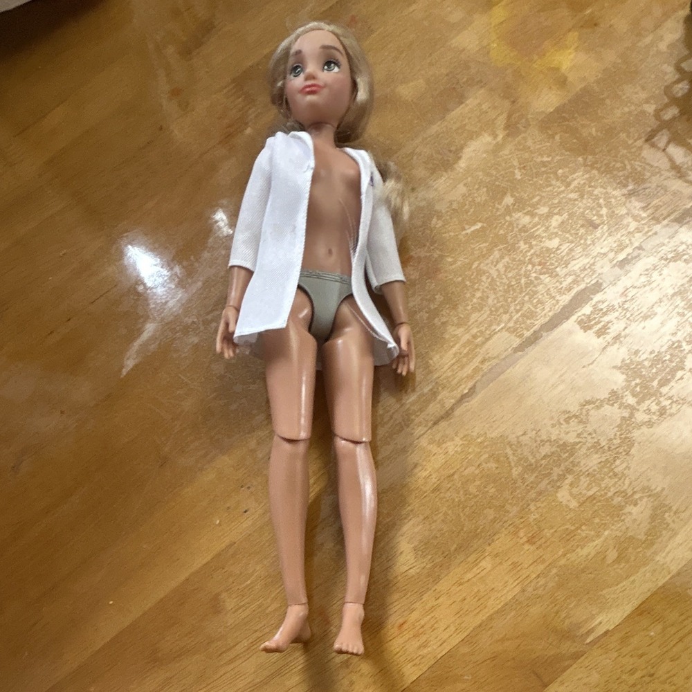 Disney Store ILY 4Ever 11" Fashion Doll - Blonde Scientist / Lab Coat